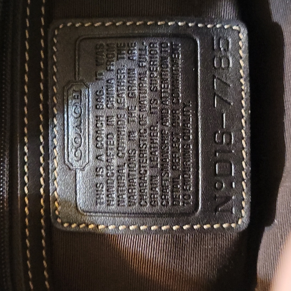Coach - Picture 4 of 5